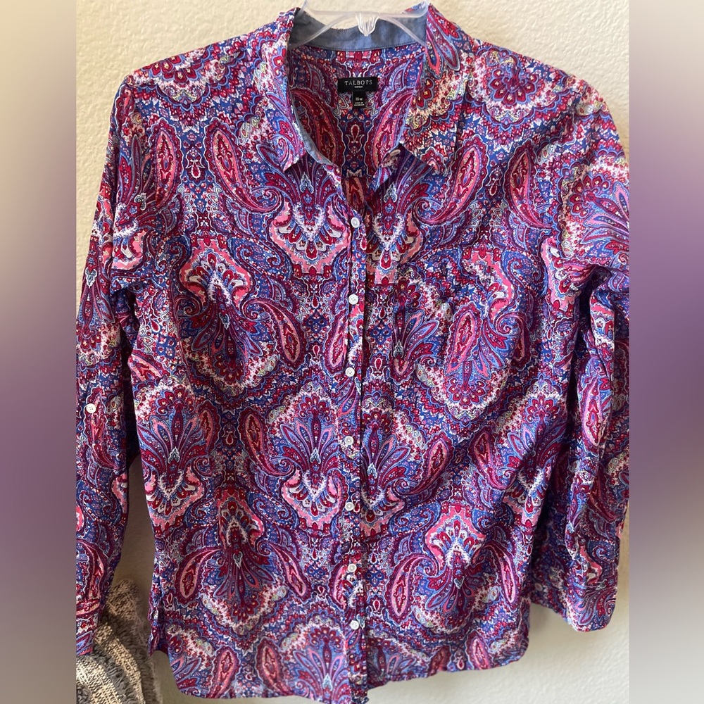 Talbots multicolor lightweight, long sleeve blouse 16w with tabs sleeves